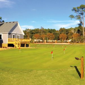 Kilmarlic-Cottage-Putting-Green-800